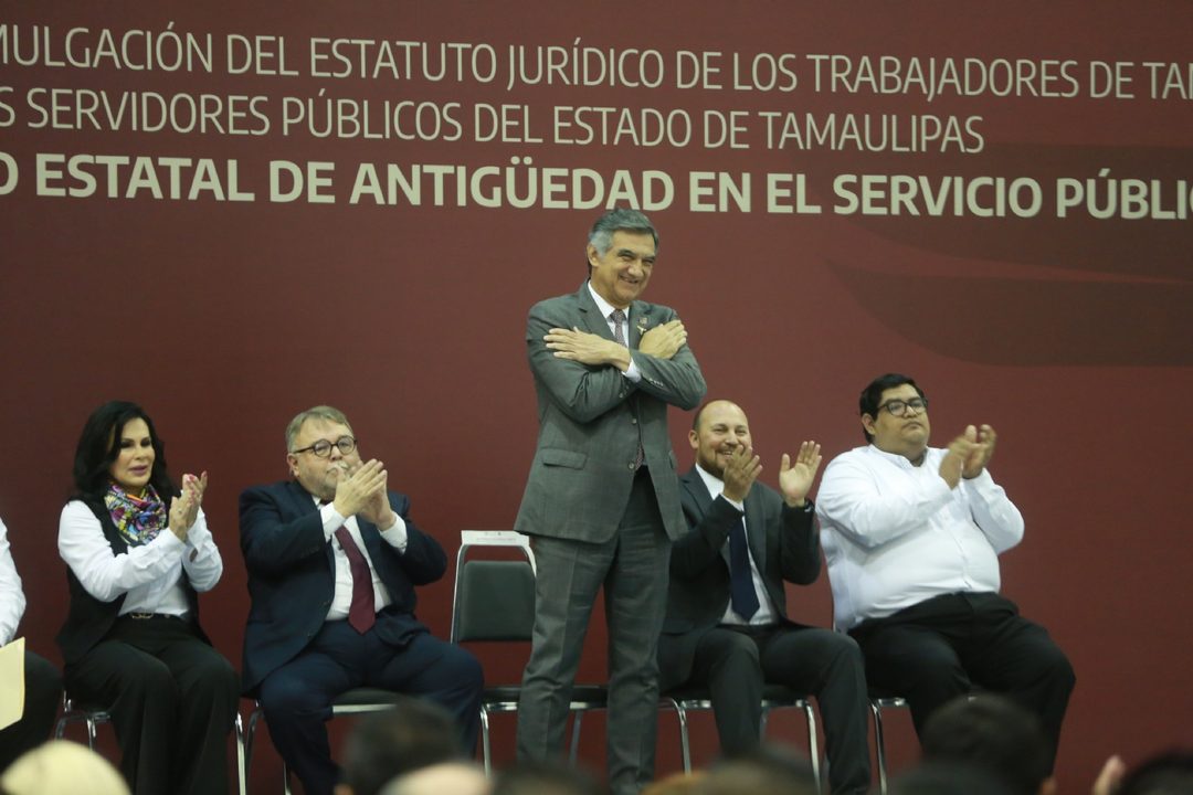 023-2023.-Dignifica Américo salarios de trabajadores del Estado; burócratas lo respaldan; “ahora sí, nos respetan” (2)