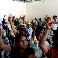 Comuneros votan contra proyecto hidroeléctrico en Colima