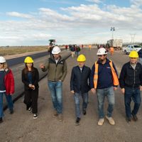 Tras siete años, y en plena campaña, Cornejo inaugura la Variante Palmira