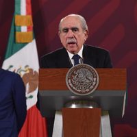 UIF exhibe red de corrupción de García Luna que extrajo 745 millones de dólares del erario