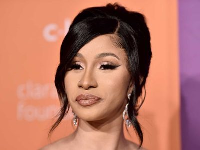 ¡Pocas pulgas! Cardi B arremetió con furia contra la famosa menos esperada. ¡No se metan con ella!