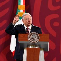 Aún hay corruptos en el gobierno; es herencia neoliberal: AMLO