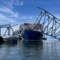 Biden visita puente colapsado de Baltimore en medio de tareas de recuperación