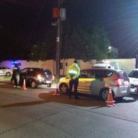 ¡Todas juntas!: detenido por manejar borracho, en contramano y transportando marihuana