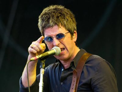 Noel Gallagher publicó una canción inédita de Oasis y aunque tuvo éxito enfureció a alguien