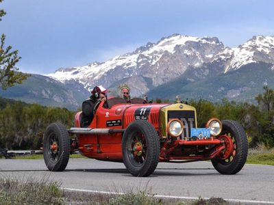 Los históricos de las 1000 Millas Sport pasaron por Villa La Angostura