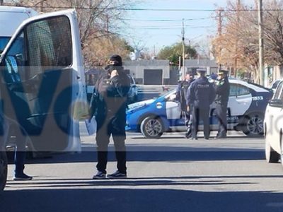 Le allanaron la casa por equivocación y la dueña denunció destrozos