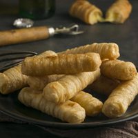 Tequeños exprés: dale una vuelta de tuerca a tus picadas con esta receta que es un 10 y muy fácil de hacer