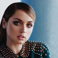 ¡Hermosa! Ana de Armas llamó la atención con su look primaveral. ¡Mirá!