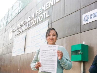 Liberan a mujer que estuvo presa 18 años tras un aborto provocado por golpiza de su pareja