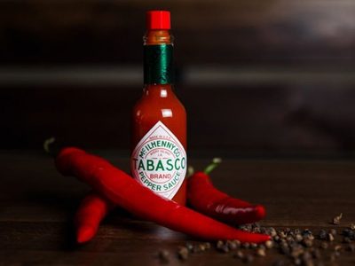 Tabasco: la salsa picante imprescindible en la cocina gourmet