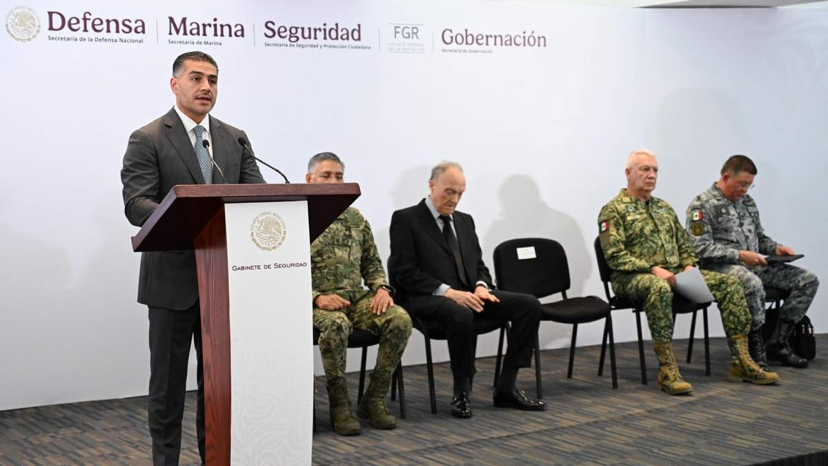 Omar García Harfuch en conferencia del gabinete de seguridad