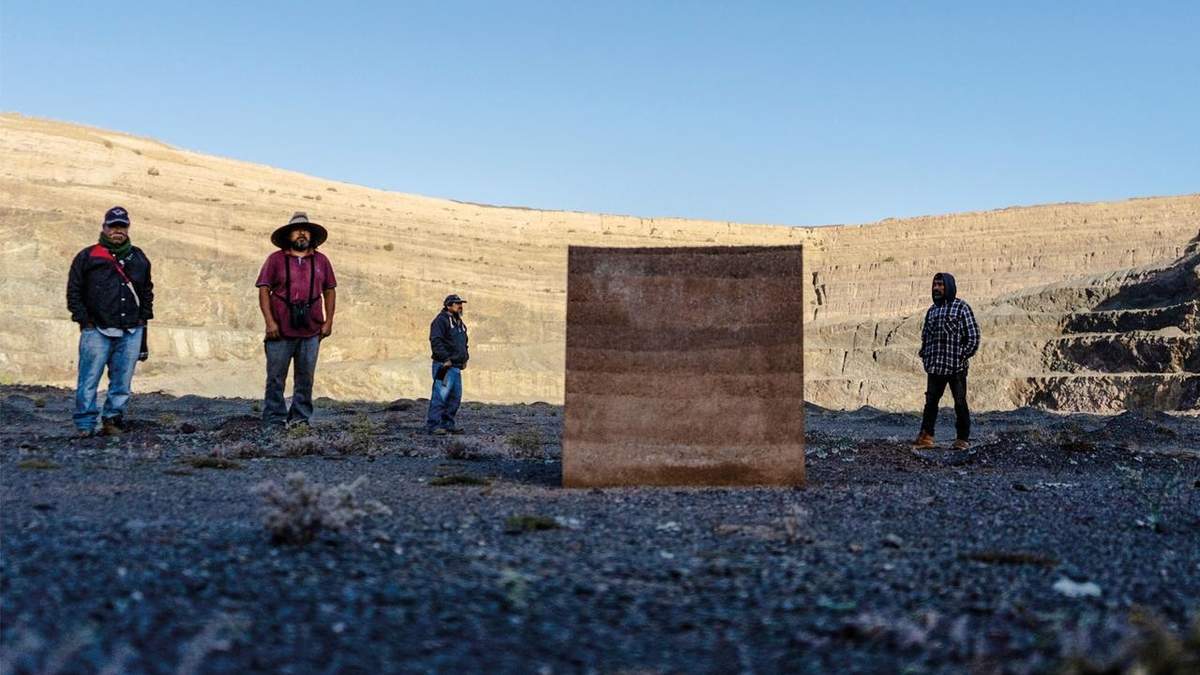 Ejidatarios sonorenses en los terrenos abandonados