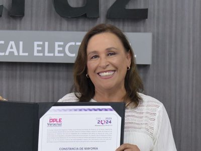 Rocío Nahle recibe constancia de mayoría como gobernadora electa
