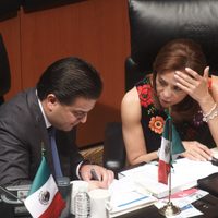AMLO ve interés político del PAN en estancias infantiles; explica retraso en entrega de recursos