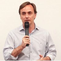 Juan Peláez cree que la política debe funcionar con base en alianzas