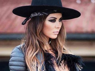 "No sé cómo decirte esto": Karina Jelinek dejó fuera del "Cantando 2020" a su soñador