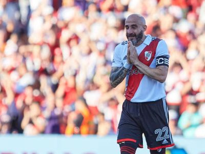 Con un bajo perfil en las redes sociales: qué es de la vida de Javier Pinola, a sus 41 años