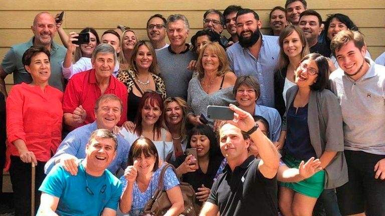 Macri en la reunión de Juntos por el Cambio en La Angostura Fuente: (Twitter)