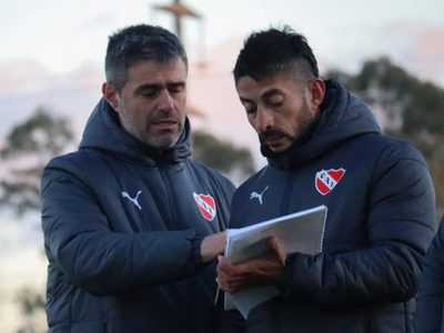 Los tres juveniles de Independiente que fueron borrados del plantel profesional