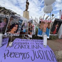 Exigen justicia en Ensenada por Carolina Flores, exreina de belleza asesinada por su suegra