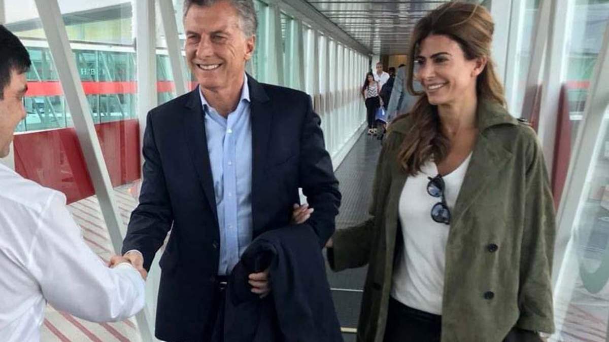 Mauricio Macri y su esposa, Juliana Awada. (Fuente: Twitter)
