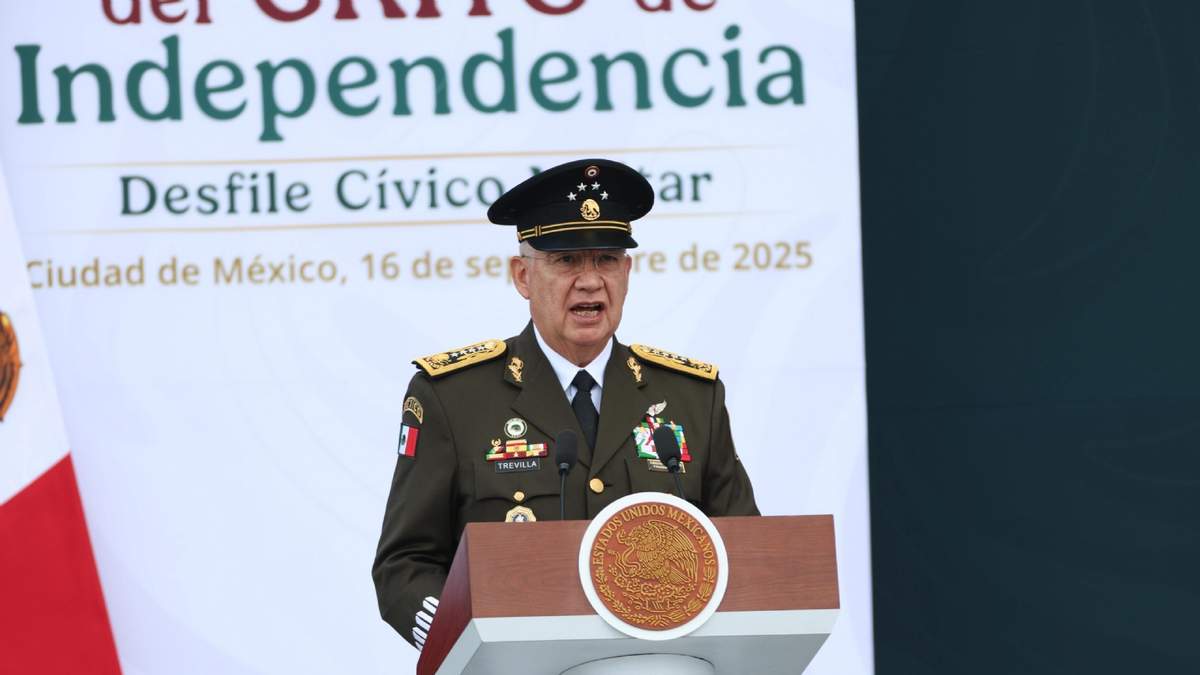 El secretario de la Defensa Nacional, Ricardo Trevilla