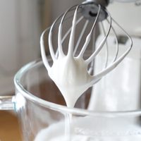 Merengue suizo en microondas: sin complicaciones y en pocos minutos, la receta que esperabas para tus postres