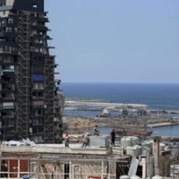 Suspenden las investigaciones sobre las explosiones en Beirut tras por demandas contra juez a cargo
