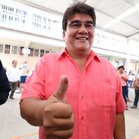 Detienen a exalcalde de Jiutepec por violar sellos de clausura de su restaurante