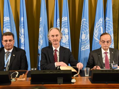 Oposición y gobierno sirio, cara a cara por primera vez en encuentro 'histórico” en la ONU