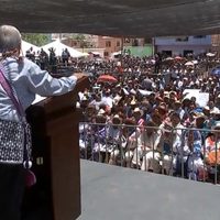 AMLO amaga a "una empresa" con quitarle concesión de autopista en Nayarit por retraso de 10 años en construcción