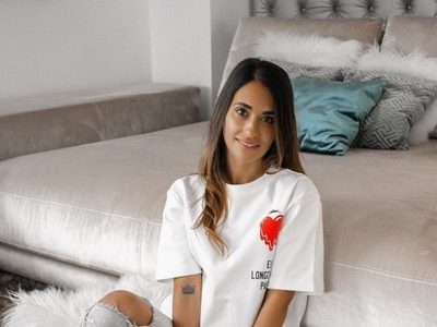 Increíble: Antonella Roccuzzo quedó maravillada con el especial homenaje a Messi en Rosario