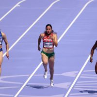 Cecilia Tamayo termina última en su heat de 200 metros planos; buscará clasificar en repechaje