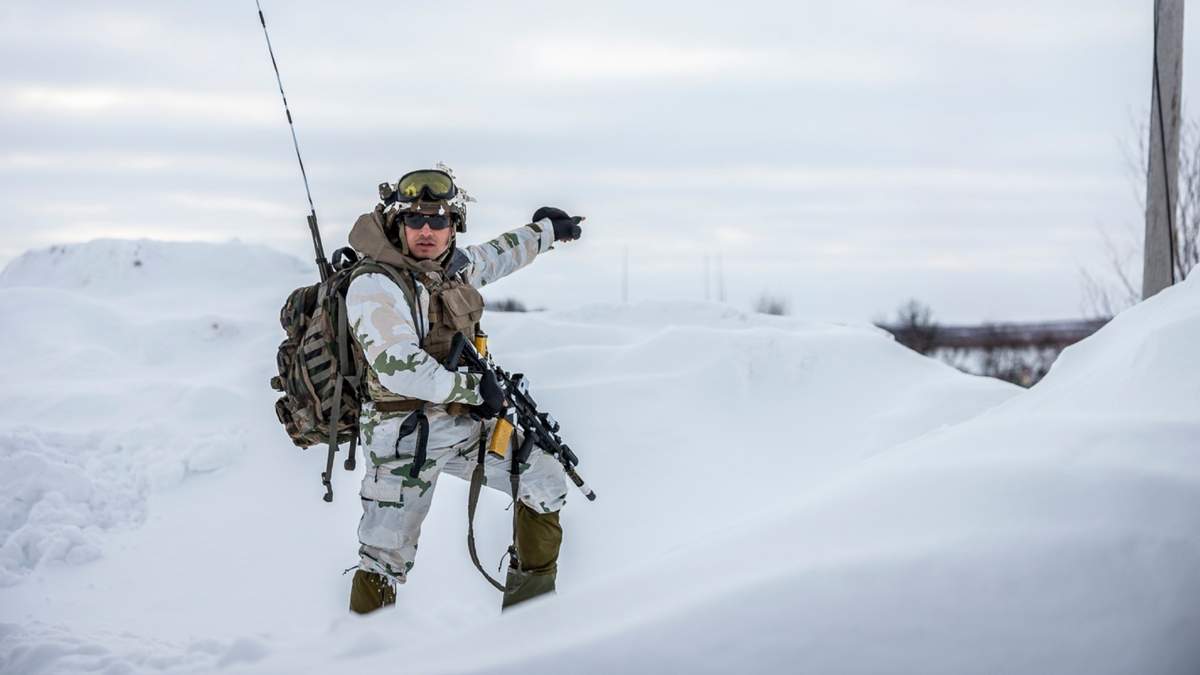 Soldado del Grupo de Batalla 'Estrella Nórdica' cerca de Masi, Noruega