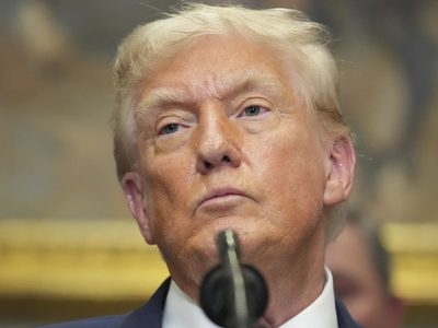 Trump ordena el reposicionamiento de submarinos nucleares estadunidenses