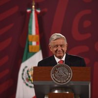 AMLO celebra que dinero de la venta de Ricolino se invertirá en más plantas en México