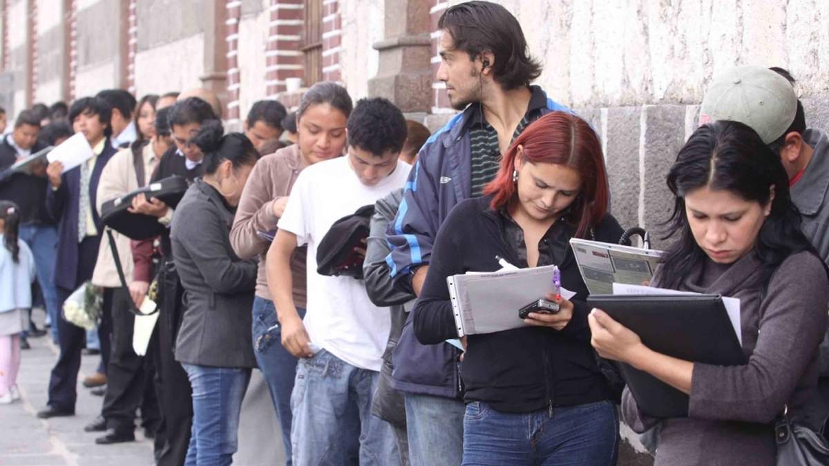La ocupación informal alcanza el 53% de la población. Fuente: (Twitter)