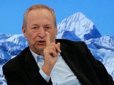 Larry Summers dejará de dar clases durante revisión de sus vínculos con Epstein: Harvard