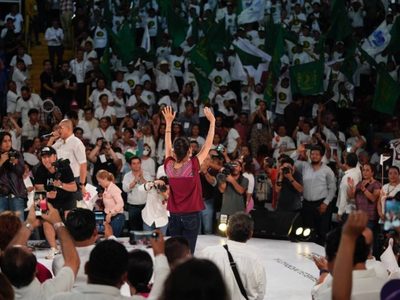 En Tapachula, Sheinbaum llama a impedir regresiones o vueltas a la derecha
