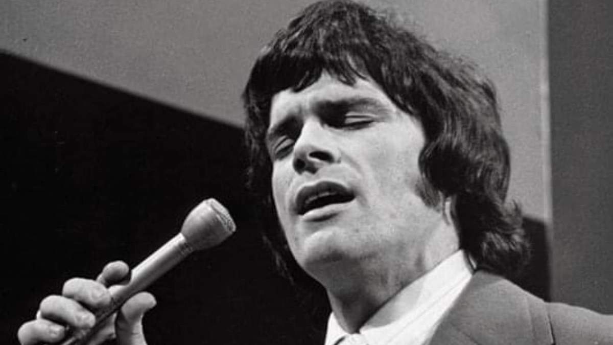 B. J. Thomas