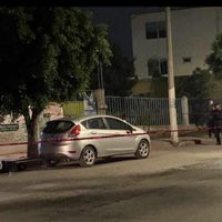 Intentó robar un automóvil, pero recibió un balazo en la cabeza y murió