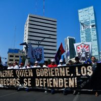 Movilizaciones por el Día del Trabajo concentraron a 80 mil personas en la CDMX (Videos)