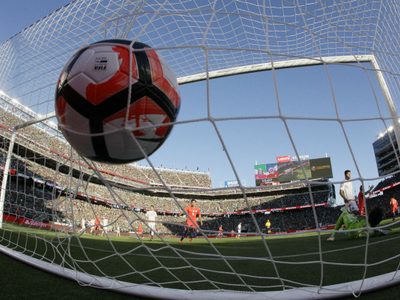 Tras humillación, jugadores piden disculpas a aficionados