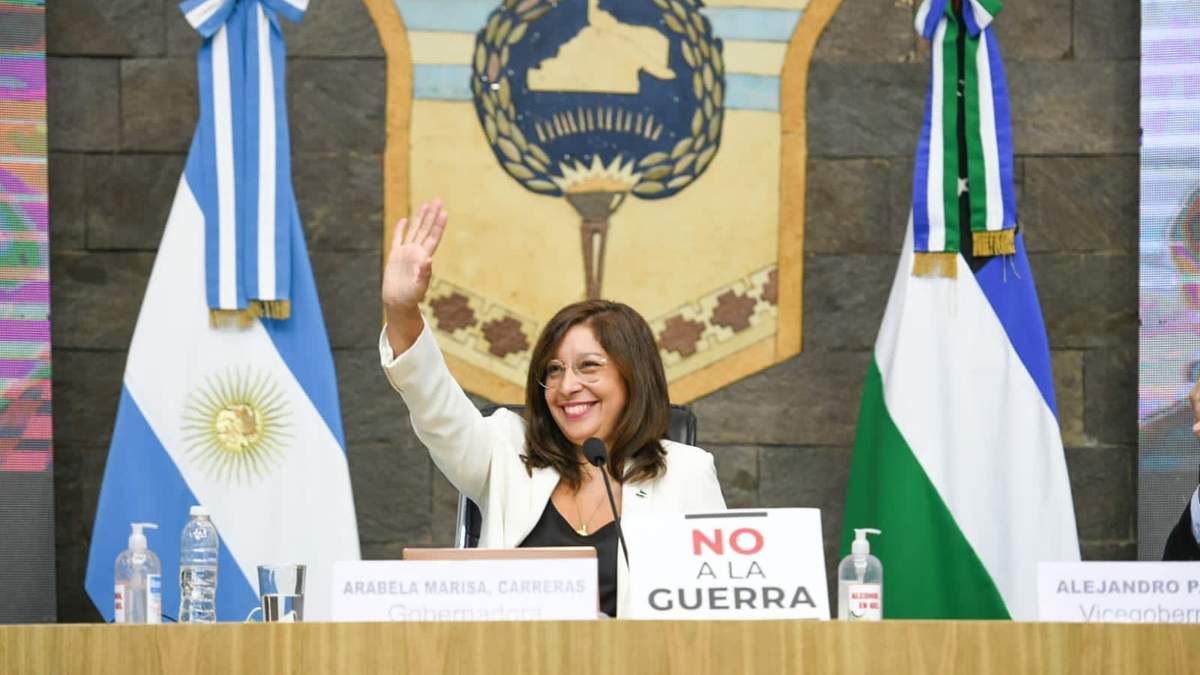 Arabela Carreras en la Legislatura. Fuente: (Twitter)