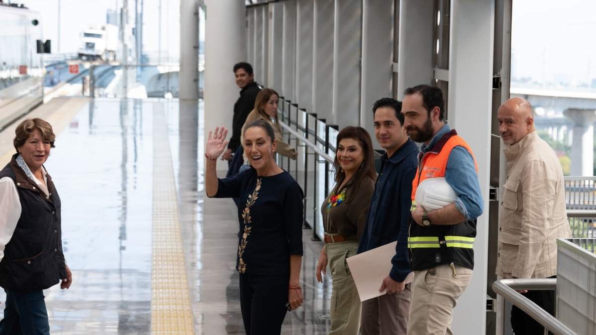 Sheinbaum supervisó obras del tren “El Insurgente” que corre de Ciudad de México a Toluca, Estado de México