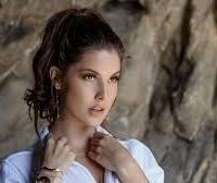 ¡Encendida! Amanda Cerny dejó ver más de la cuenta sin pudor