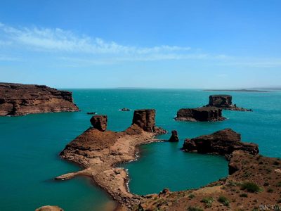 Un equipo de buzos profesionales rescatará un velero hundido en El Chocón