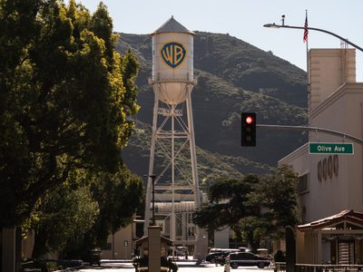 Netflix se plantea modificar su oferta sobre Warner Bros para hacerla 100% en efectivo