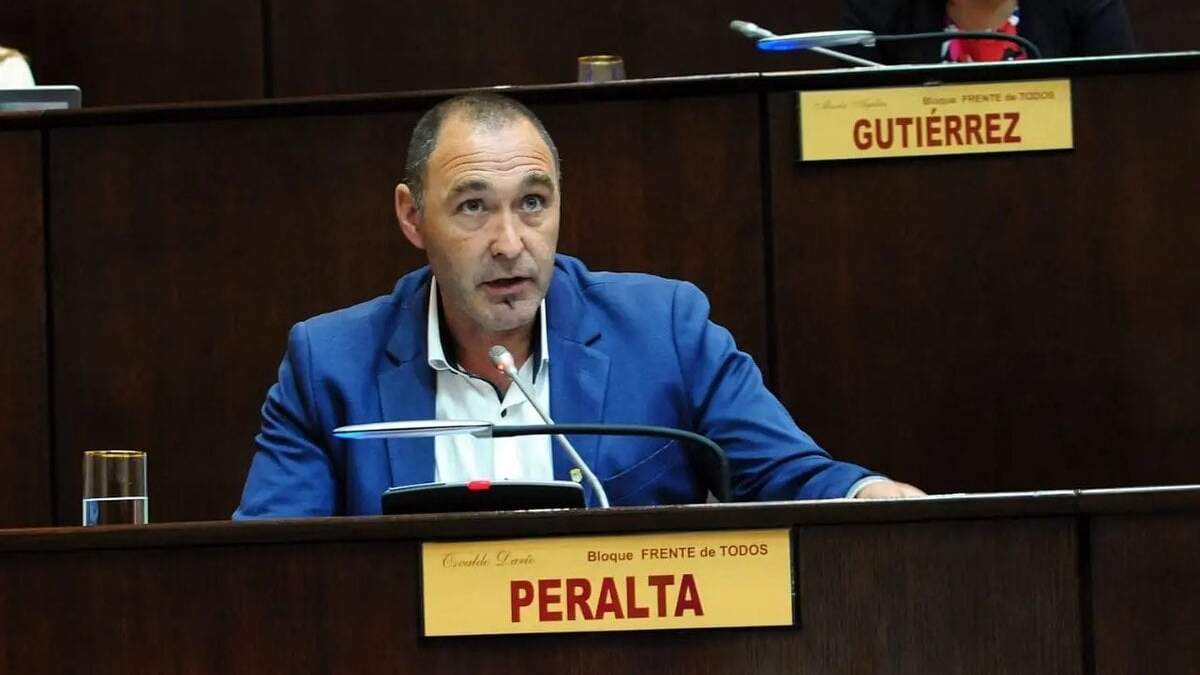 Darío Peralta apuntó contra el uso del fondo que pretende darle el gobierno neuquino. Fuente: (Infolosandes)